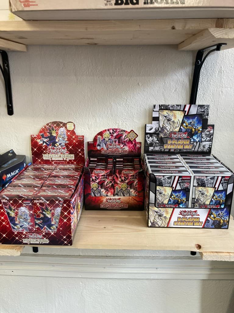 Cartes à collectionner et accessoires en boutique