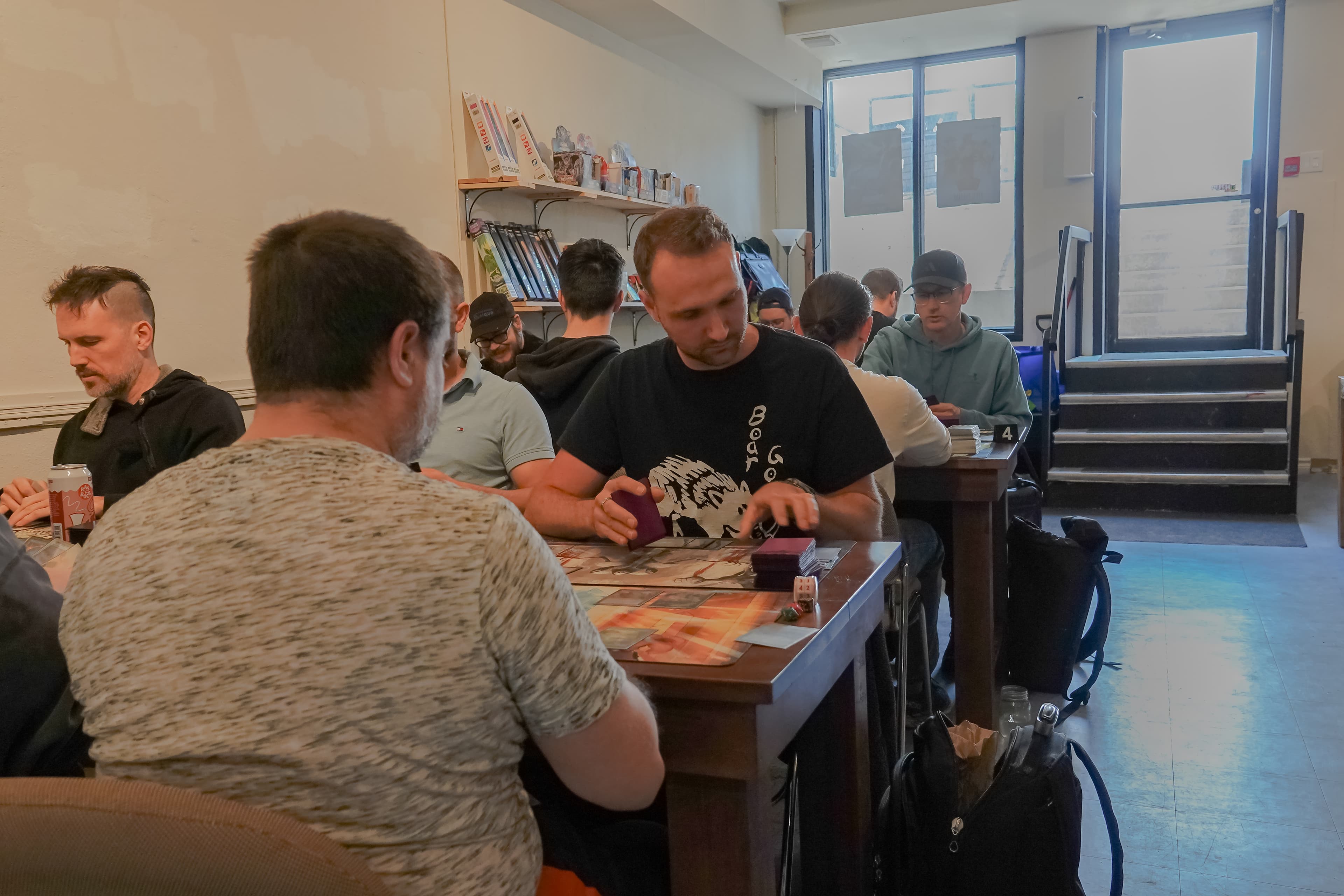 Soirée communautaire au salon ludique
